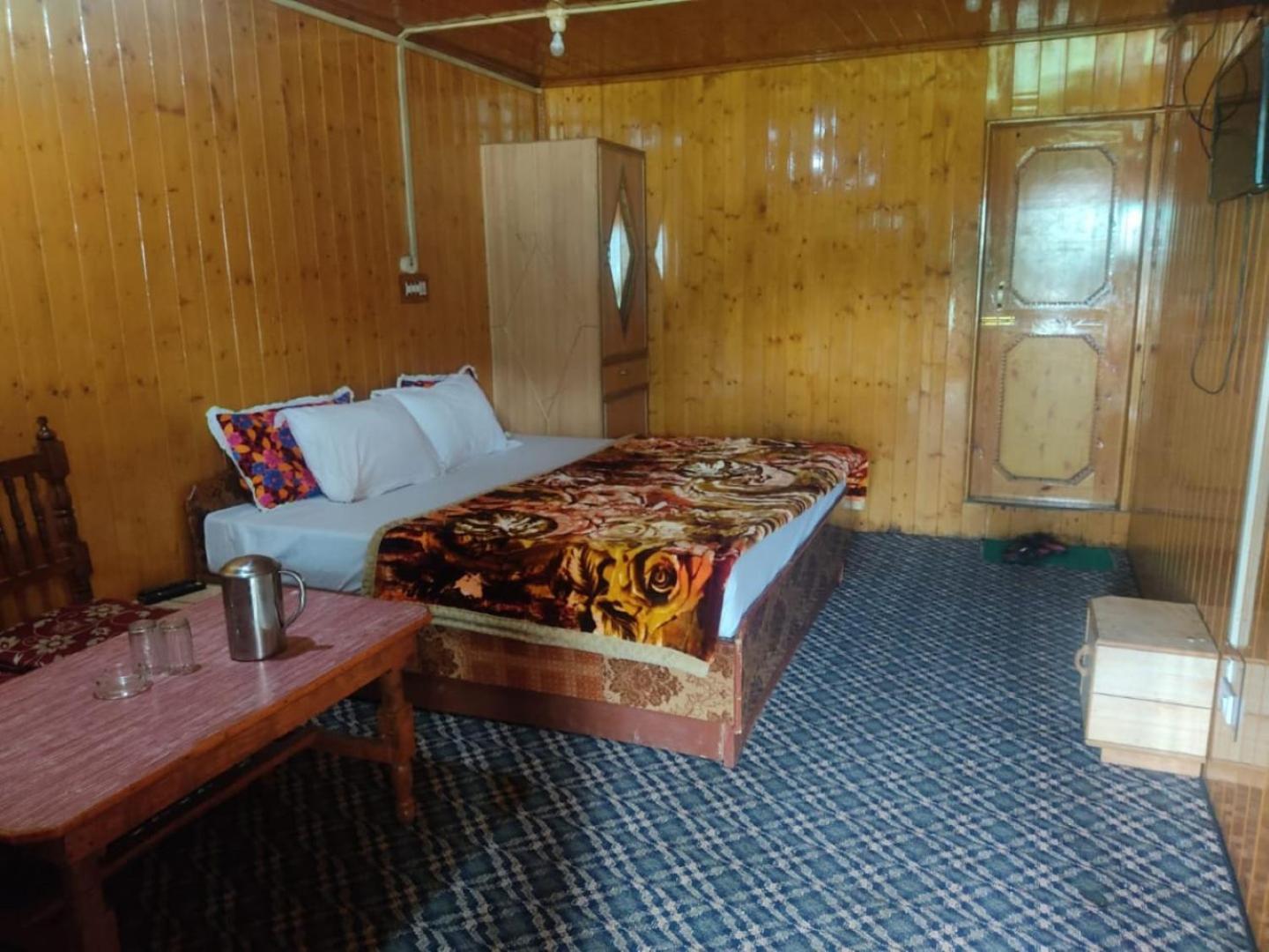 Roseland Cottage , 古尔马尔格 外观 照片